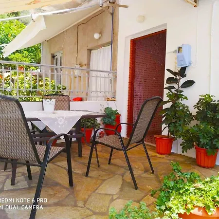 Traditional Trikeri Escape House Holiday home Agia Kiriaki (Magnesia)