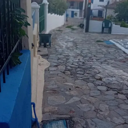 Traditional Trikeri Escape House
